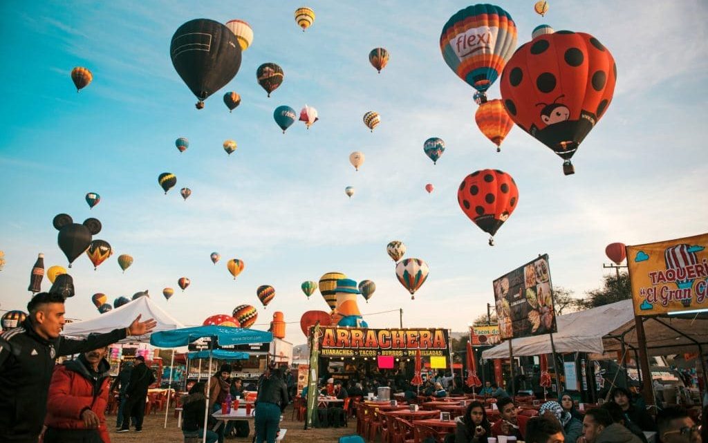 Communiquer grâce aux divers ballons publicitaires